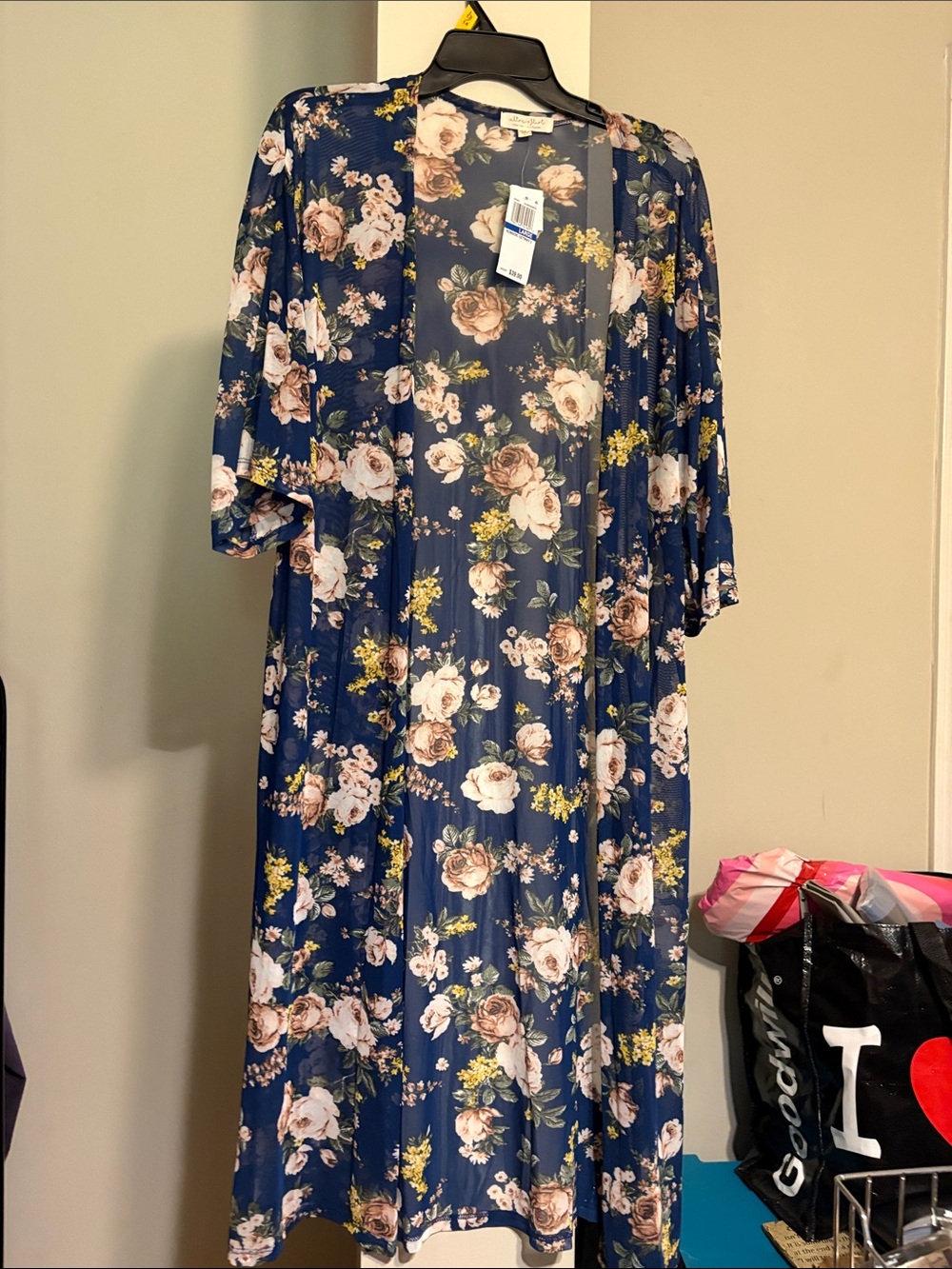 NWT Nomadic Getaway Ultra flirt floral duster
#1